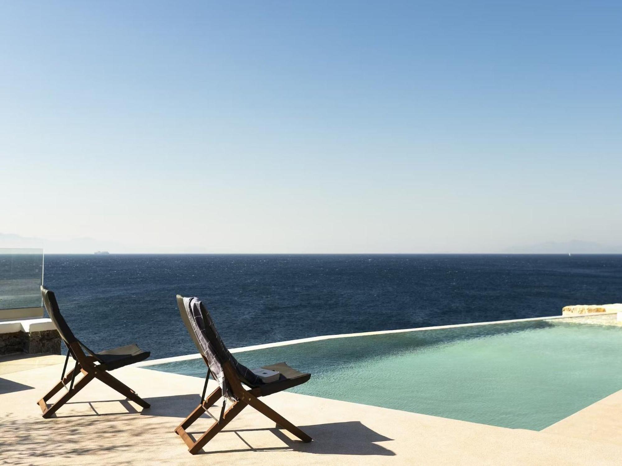 Waterfront With Private Pool * Agios Ioannis Diakoftis