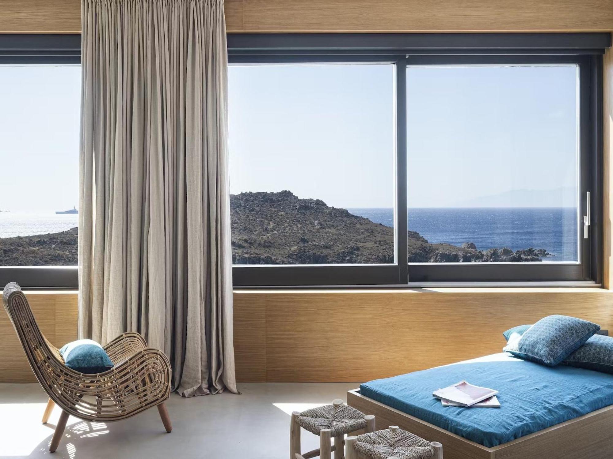 Waterfront With Private Pool Agios Ioannis Diakoftis