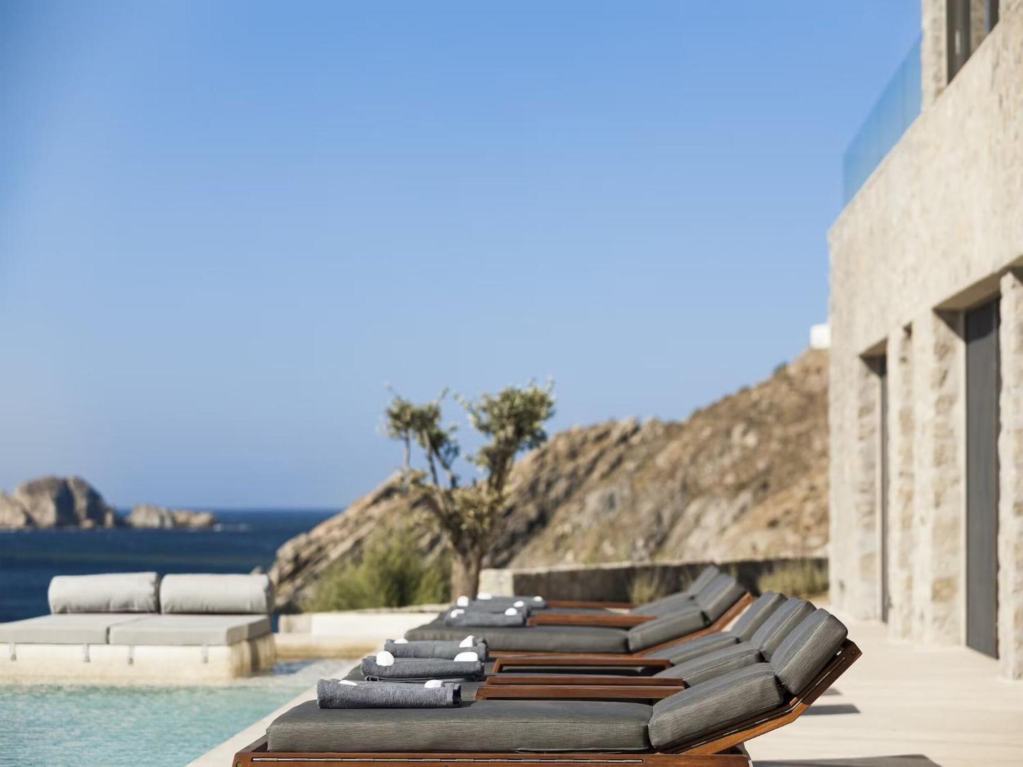 Waterfront With Private Pool Villa